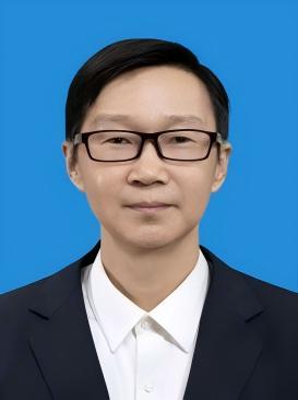 顾虓.jpg 顾虓.jpg